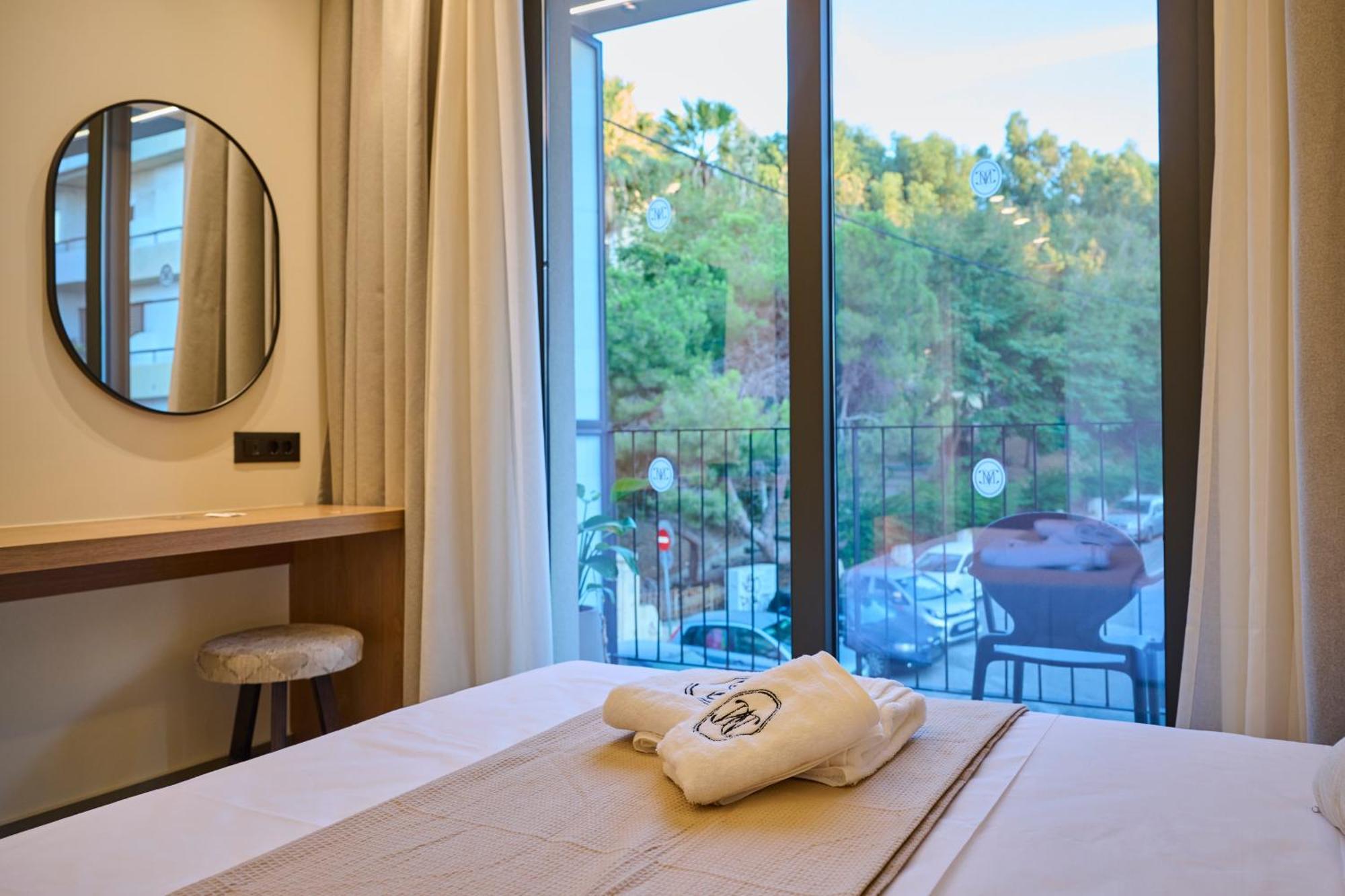 Monarco Executive Rooms Rhodes City Exteriör bild