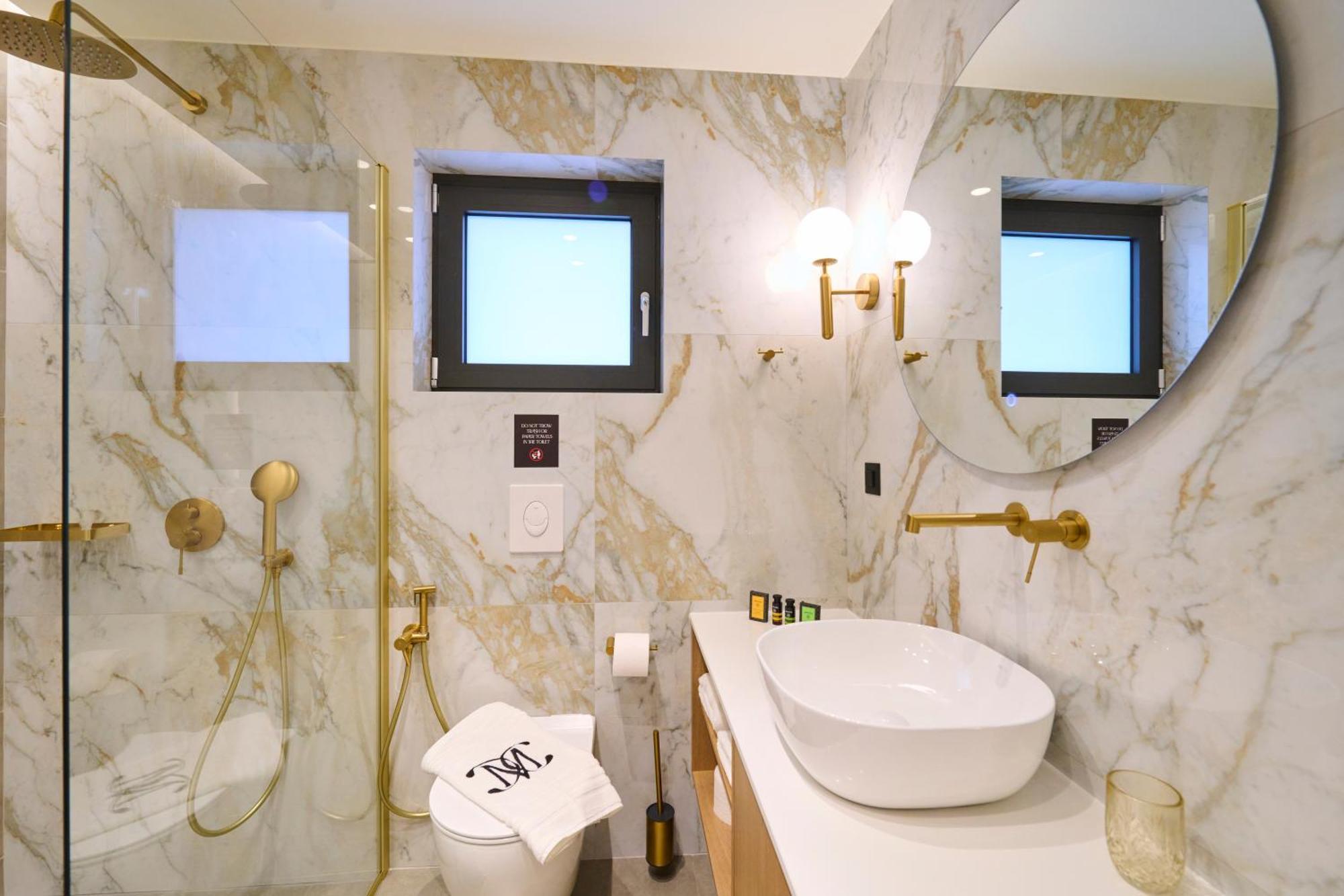 Monarco Executive Rooms Rhodes City Exteriör bild