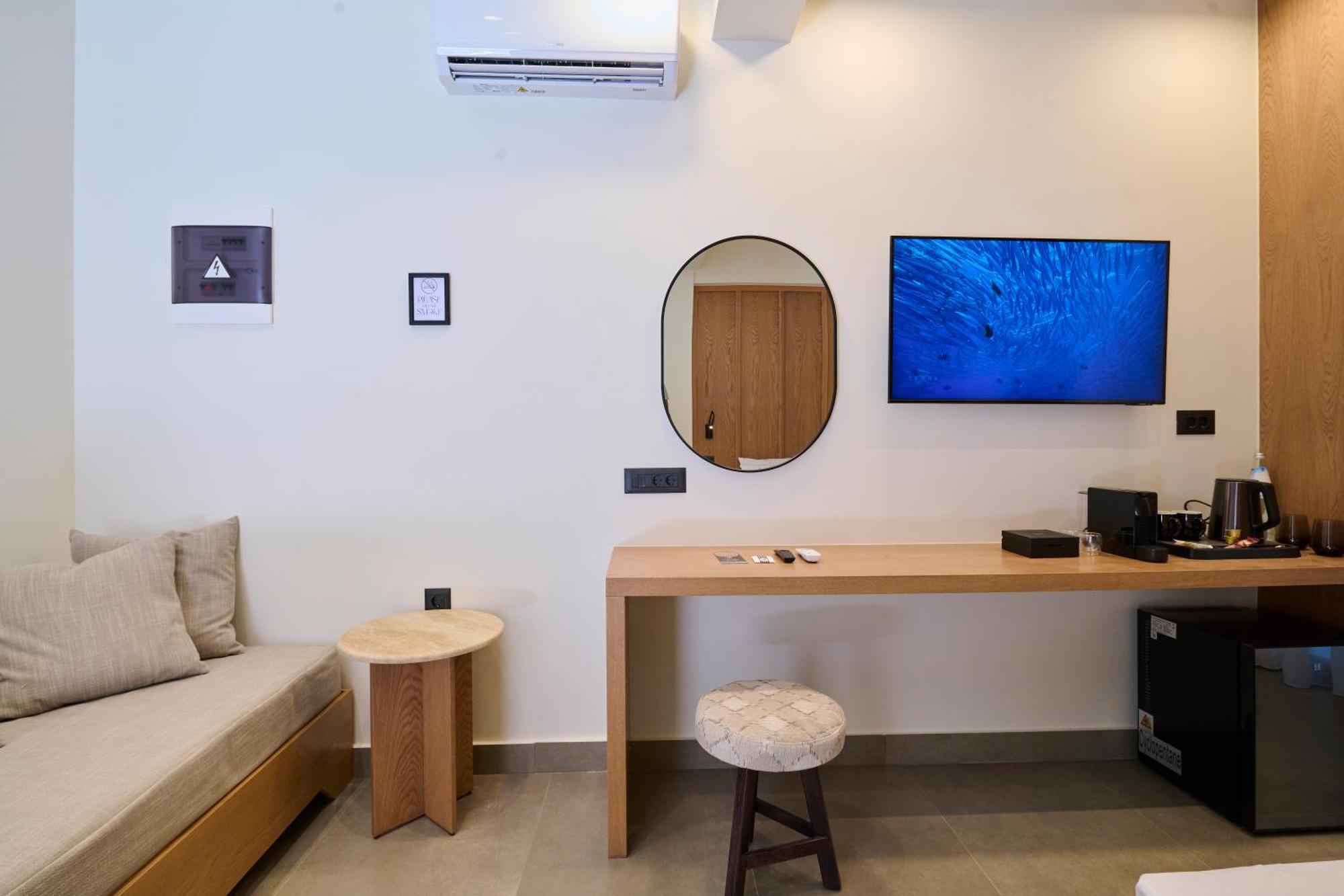 Monarco Executive Rooms Rhodes City Exteriör bild